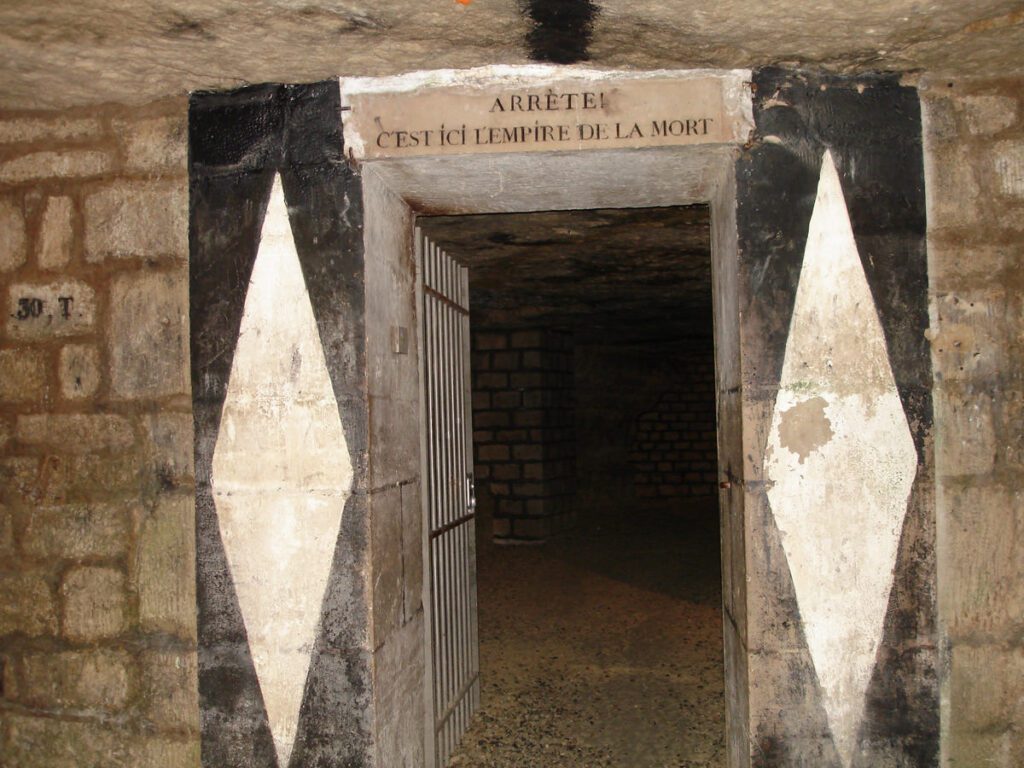 les-catacombes-entree